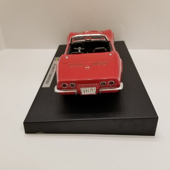 🚗1969 Red Corvette Convertible Rare Vintage Collectible Car Model - Picture 9 of 14